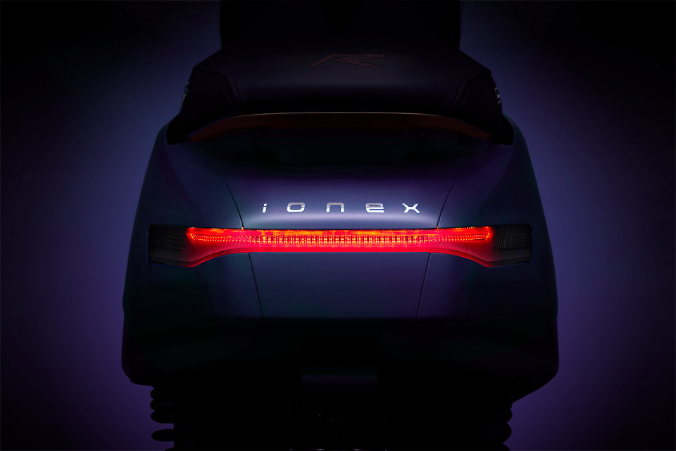 全車LED